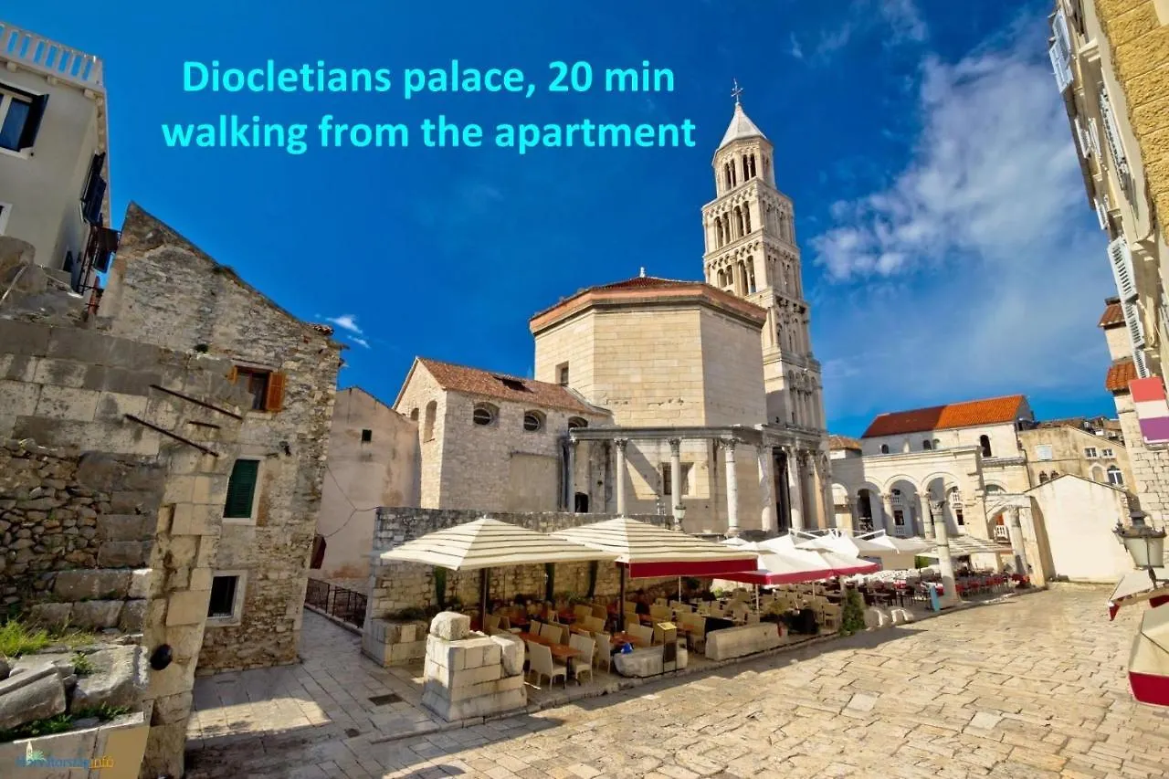 Apartment Zenta With Terrace And Sea View, 4 Min Walk To The Beach Split Hırvatistan
